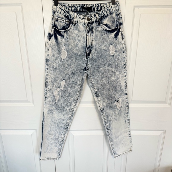 Forever 21 Denim - Forever 21 | Acid Wash Denim Mom Jeans | Size 29